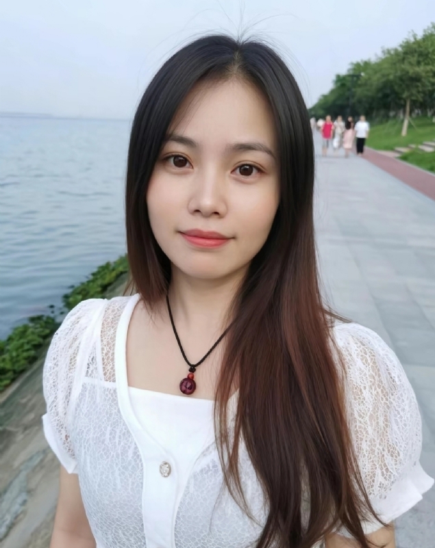 想你的月亮的第五张照片--郑州相亲服务中心