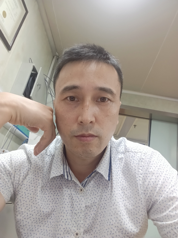 笑看一切的第三张照片--郑州相亲服务中心