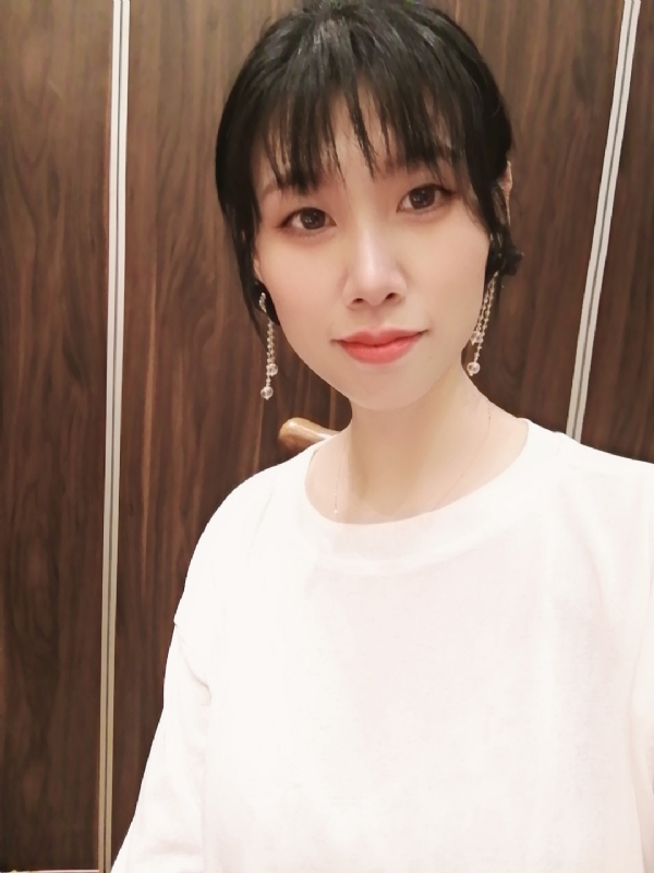 于小倩的第一张照片--郑州相亲服务中心