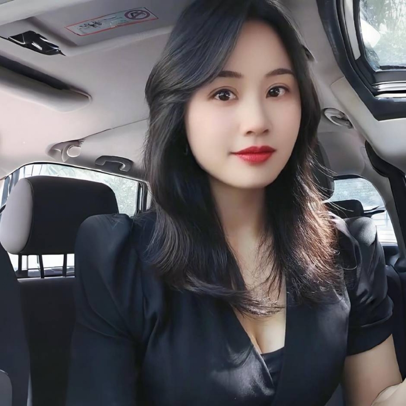 雪莲的第一张照片--郑州相亲服务中心