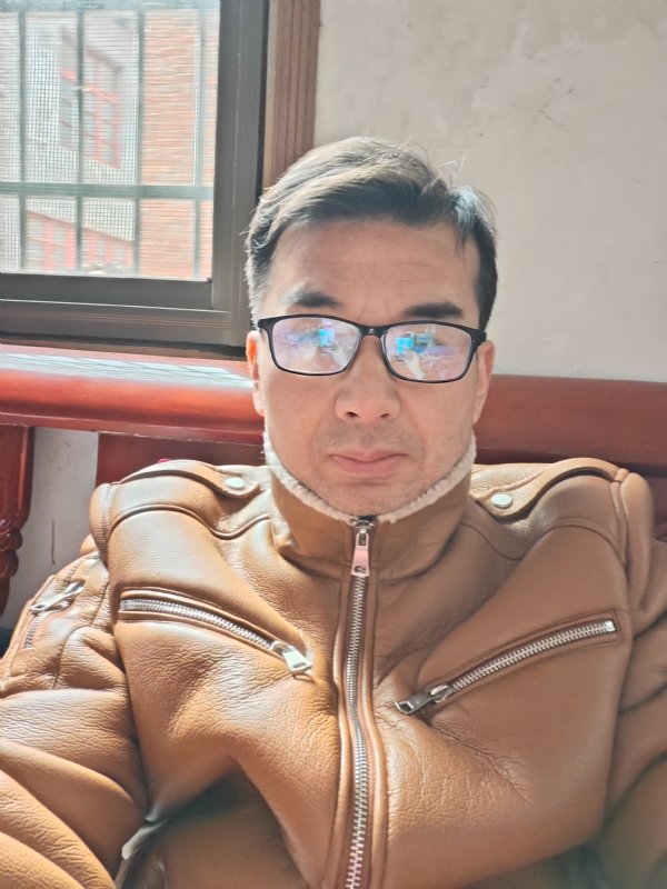 弹簧的第一张照片--郑州相亲服务中心