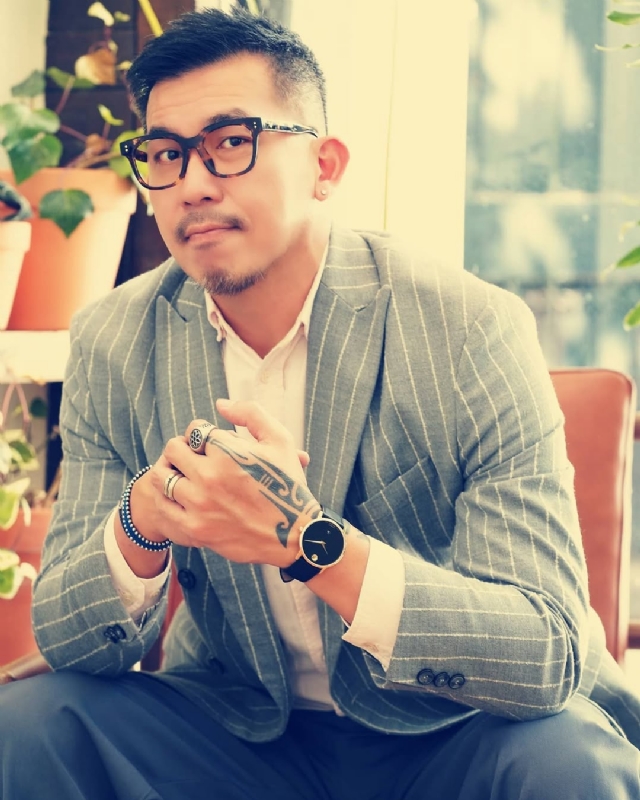 晚风渡半舟的第一张照片--郑州相亲服务中心