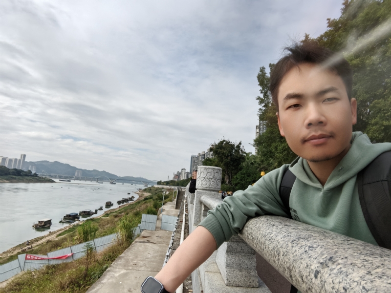 向往爱情的第三张照片--郑州相亲服务中心