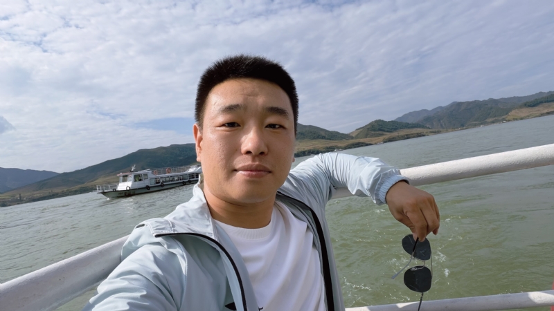 烟花易笑的第四张照片--郑州相亲服务中心