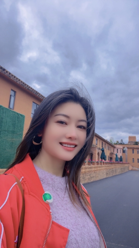 安妮的第一张照片--郑州相亲服务中心