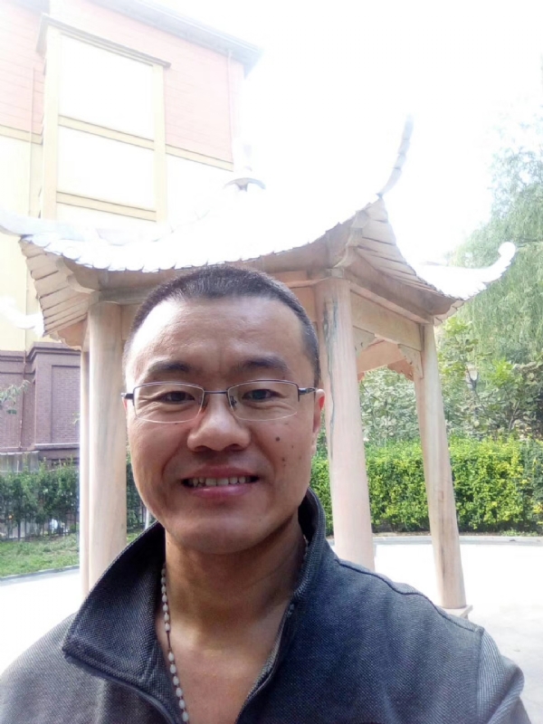 撸起袖子加油干的第一张照片--郑州相亲服务中心