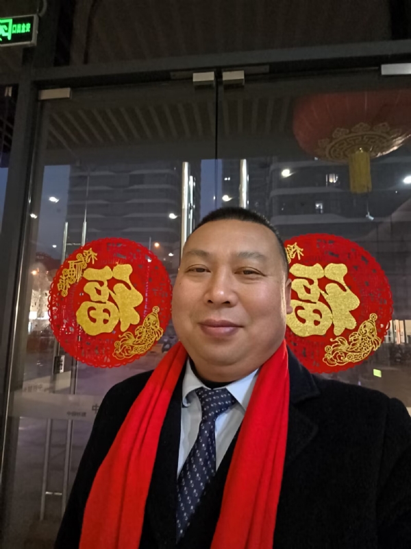 半百悟红尘的第一张照片--郑州相亲服务中心