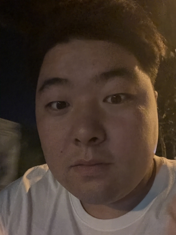 丹尼的第一张照片--郑州相亲服务中心