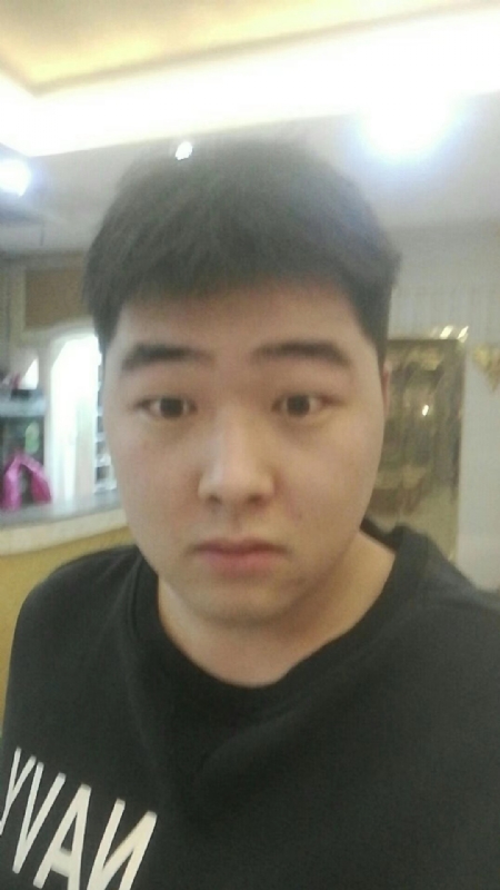 丹尼的第二张照片--郑州相亲服务中心