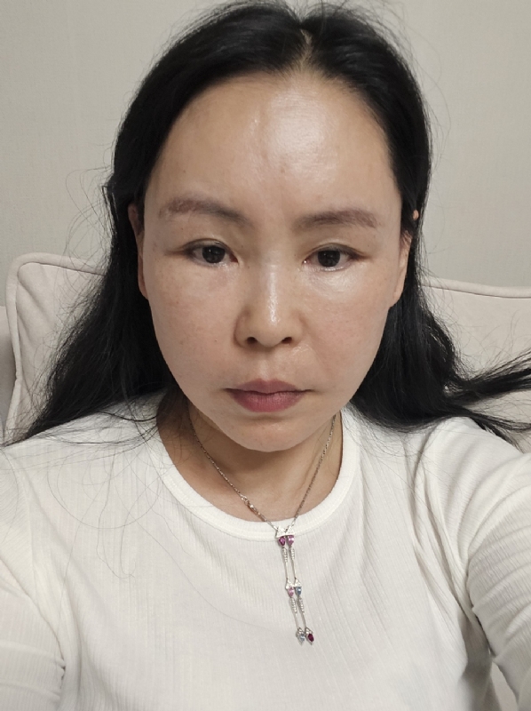 仁荷的第二张照片--郑州相亲服务中心