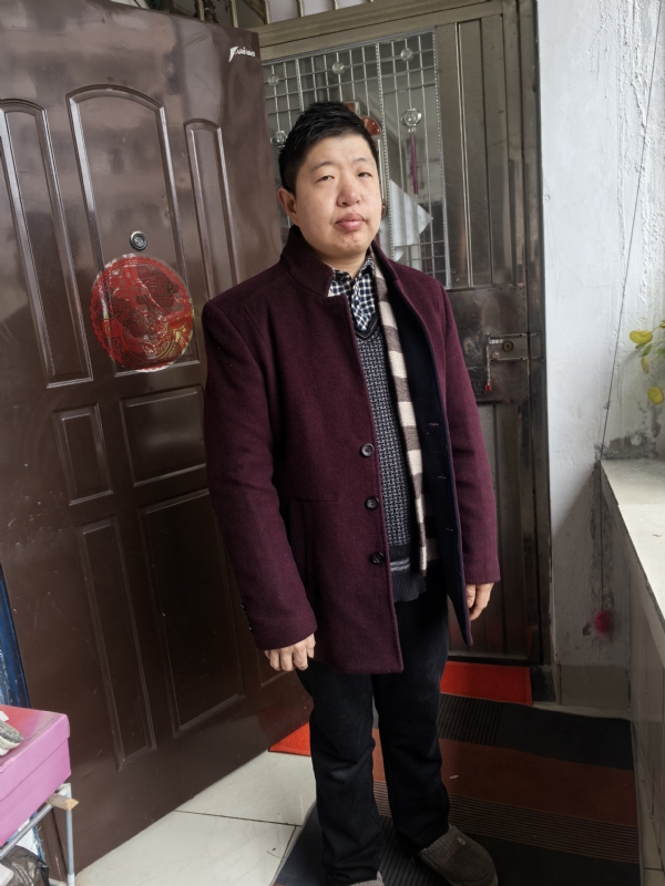 卢显澳的第一张照片--郑州相亲服务中心