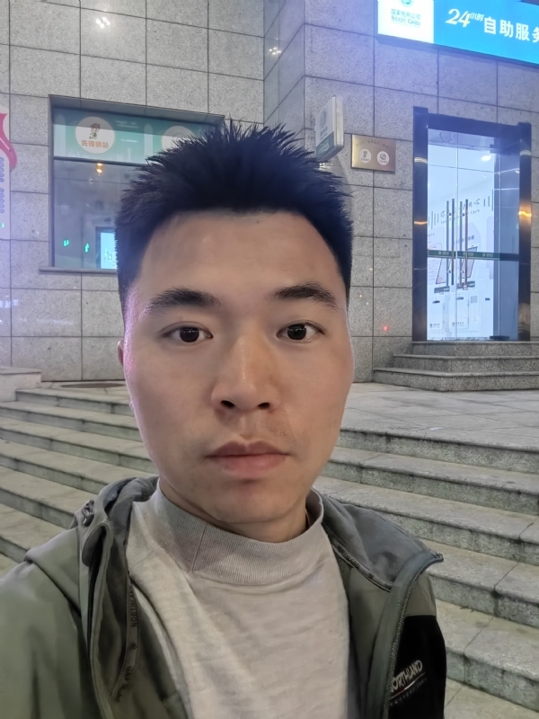 讲不出再见的第三张照片--郑州相亲服务中心