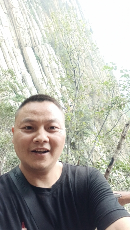 W微信的第二张照片--郑州相亲服务中心