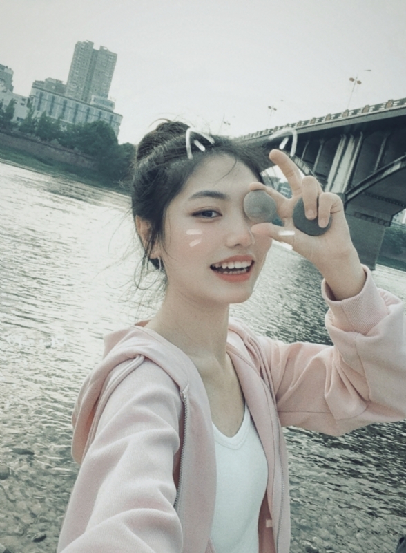 昭十晰的第二张照片--郑州相亲服务中心