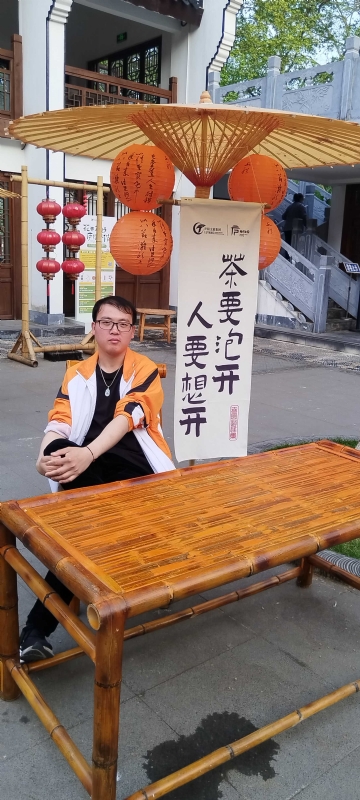 友谊支柱的第一张照片--郑州相亲服务中心