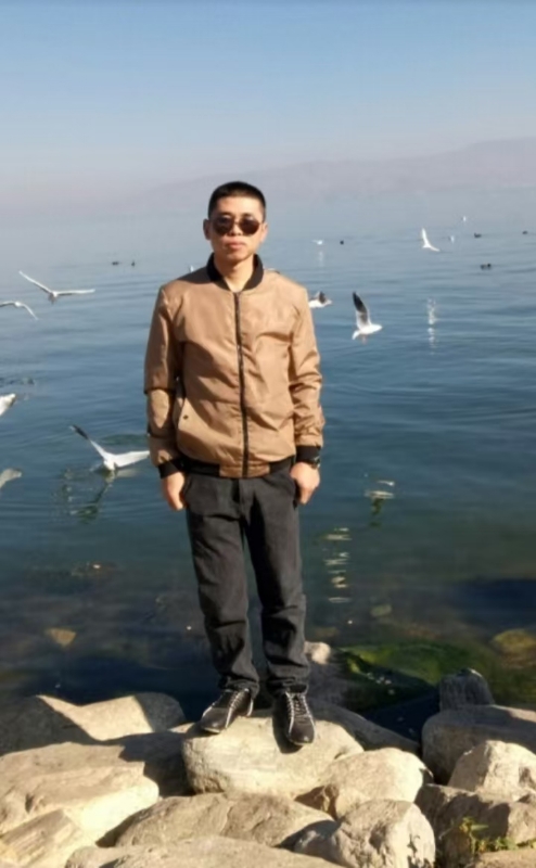 追光者的第一张照片--郑州相亲服务中心